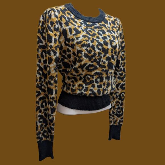 Retro Cheetah Print Long, Puffed Sleeve Sweater  by Who What Wear for Target - Picture 2 of 4